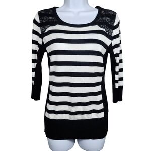 By & By Womens Striped Lace Shoulder Sweater Black‎ White Size M 3/4 Sleeve